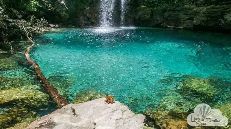 As Cachoeiras Imperdíveis: Um Mergulho na Energia das Águas Cristalinas - inspiração 1