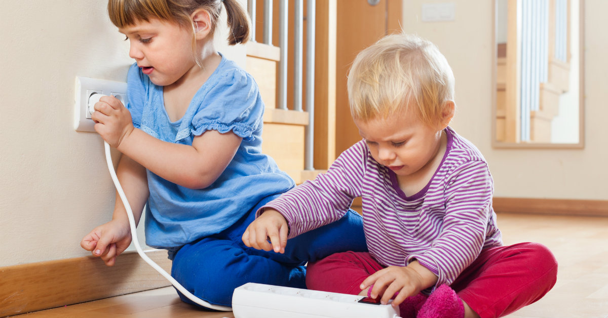 Banheiro: Superfícies Escorregadias e Produtos Perigosos - inspiração 1