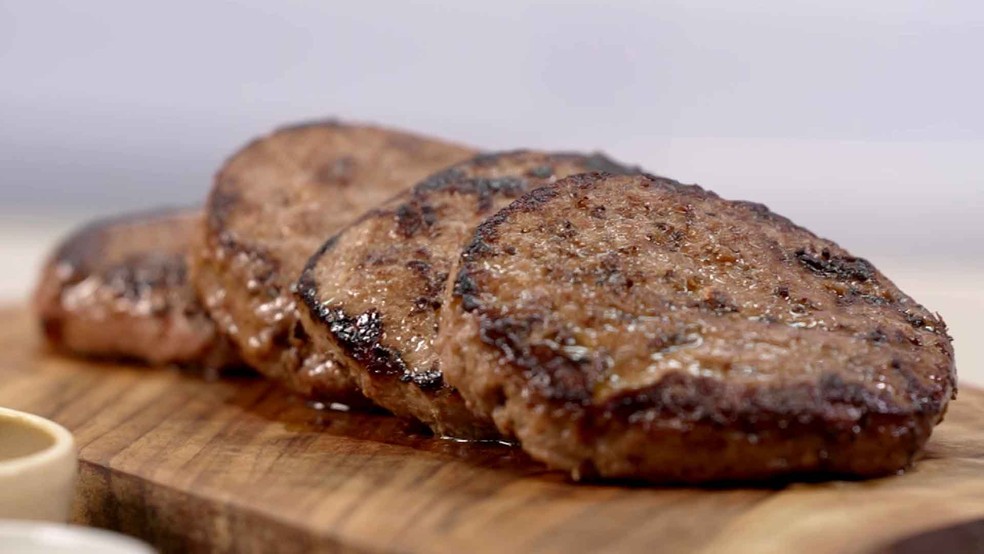 Moldando o Hambúrguer: Técnica para um Cozimento Uniforme - inspiração 1