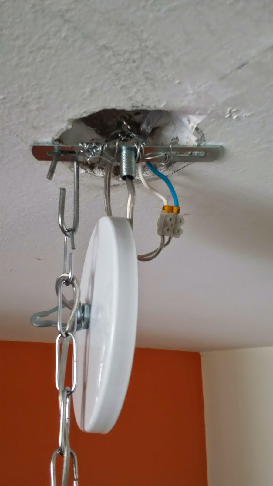 Conectando os Fios da Luminária: Cuidado com as Cores - inspiração 1