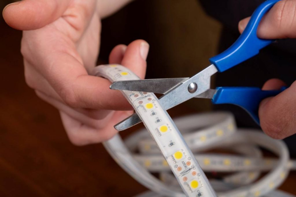 Fixando o LED: Métodos para um Acabamento Perfeito - inspiração 1