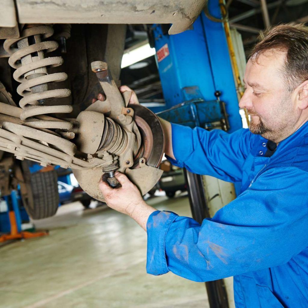 Percorrendo Irregularidades: Como a Suspensão Reage a Buracos e Quebra-molas - inspiração 1