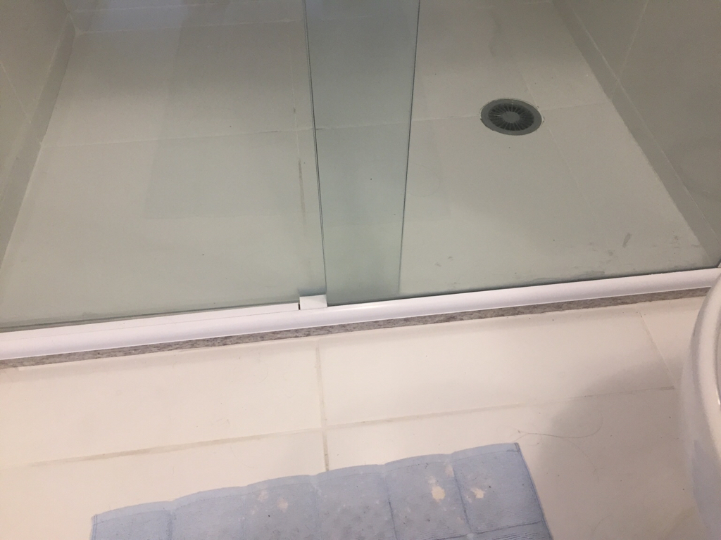 Aplicando o Silicone: A Técnica Para um Acabamento Perfeito - inspiração 2