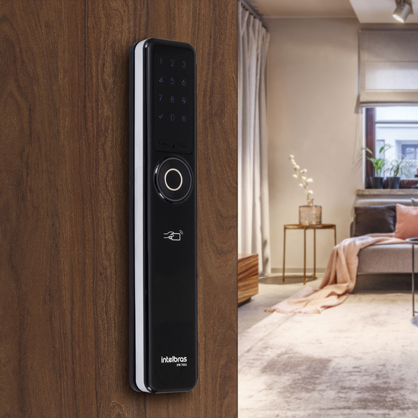 Como Funciona a Instalação em Portas de Vidro? - inspiração 1