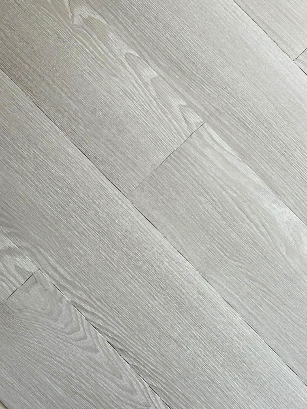 Durabilidade e Vantagens Surpreendentes do Piso Autocolante Moderno - inspiração 1