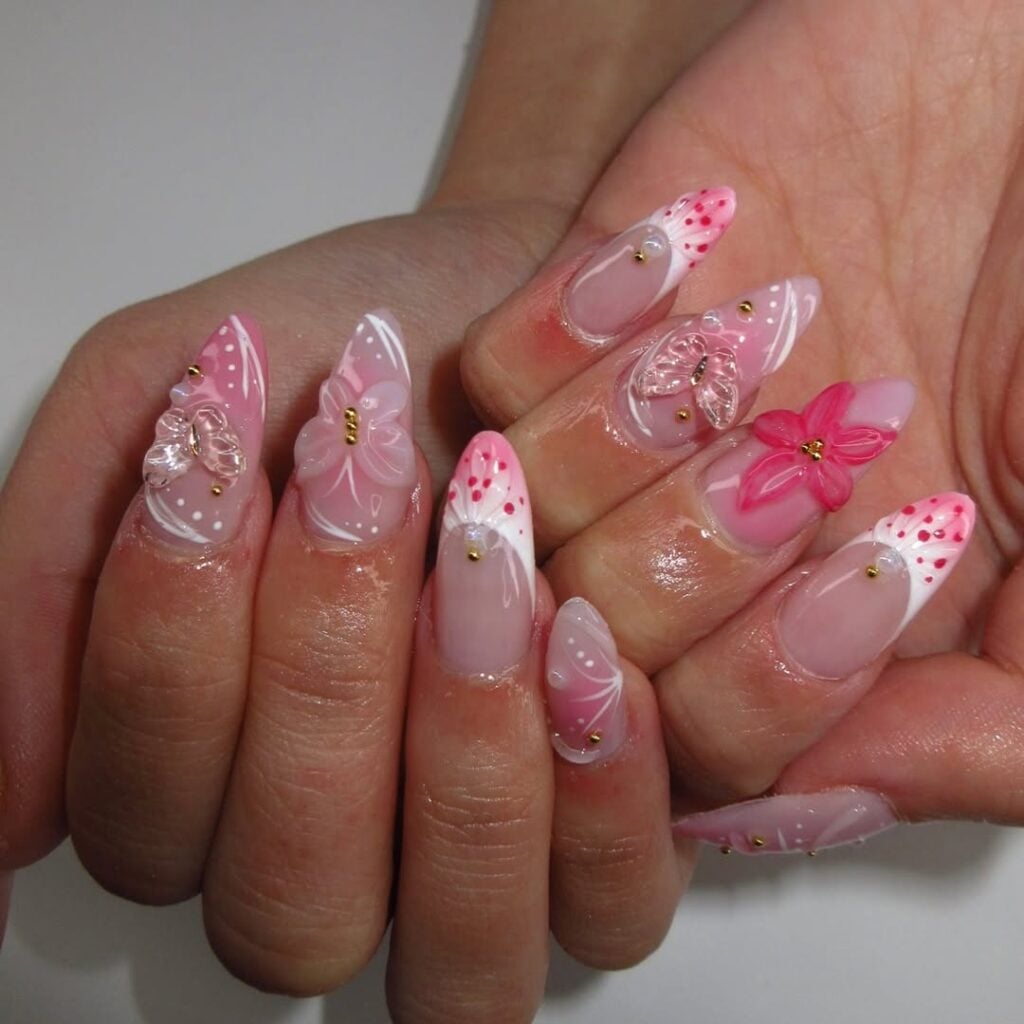 Conchas e Pérolas: Detalhes de Luxo na Ponta dos Dedos - inspiração 1