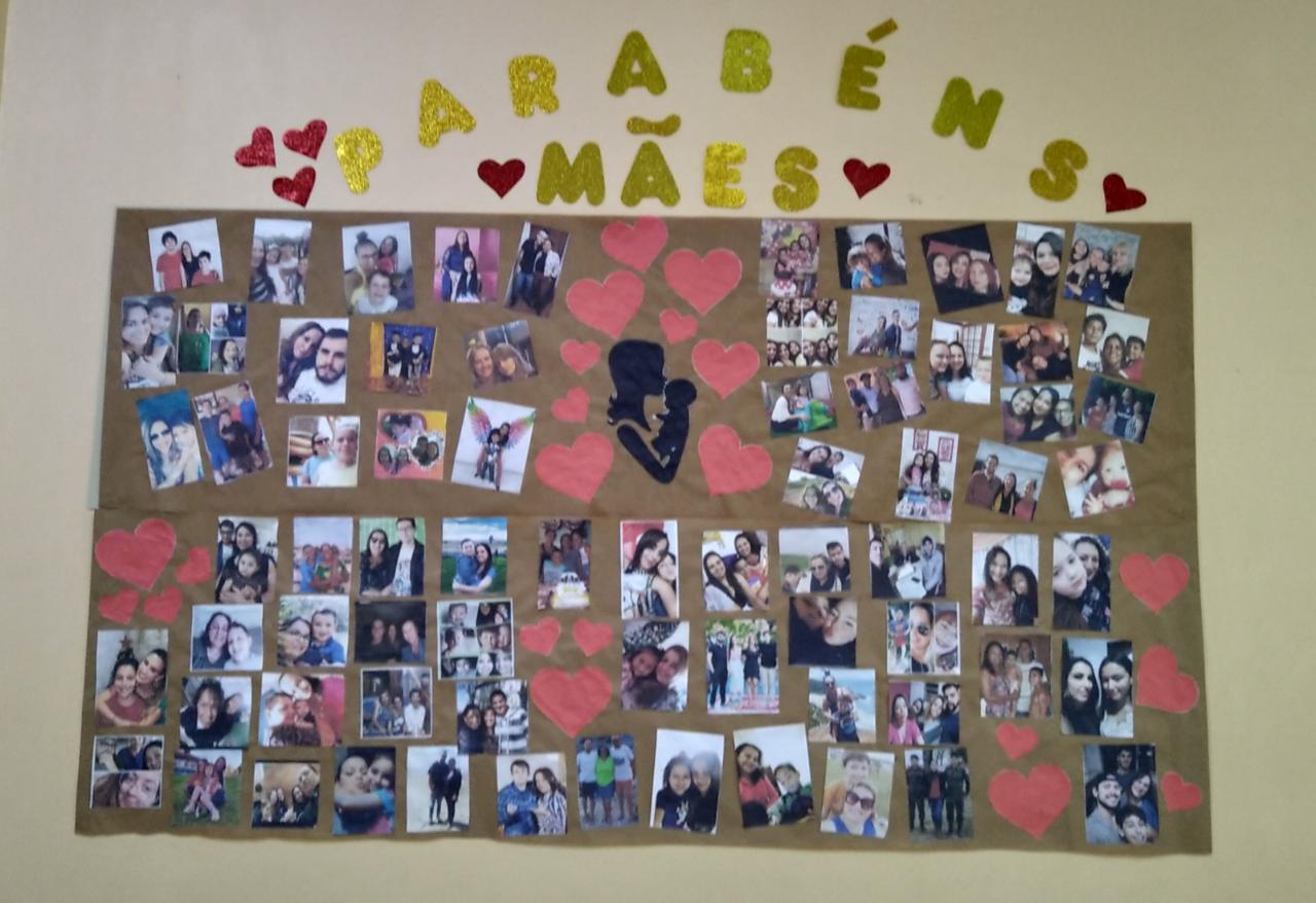 painel dia das mães com fotos ou flores qual melhor