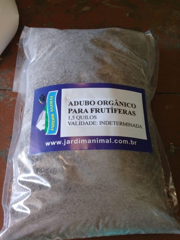 Benefícios do Bokashi: O Adubo Orgânico Completo para Seu Pomar