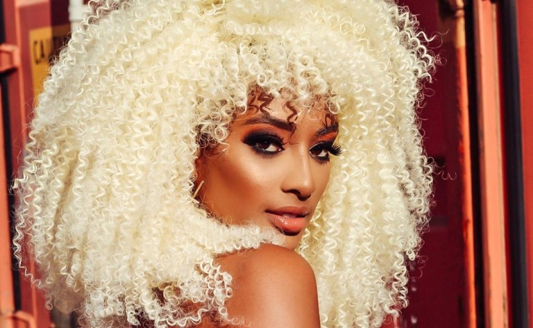 Cronograma Capilar Essencial para Cabelos Crespos Descoloridos