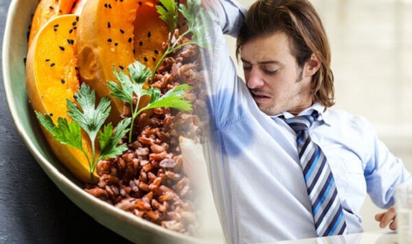 alimentos para quem tem mau cheiro corporal