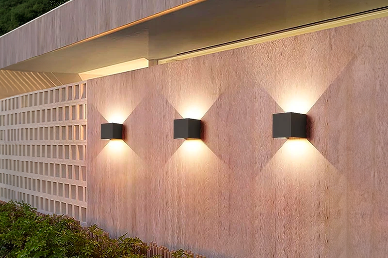 Arandela externa para muro de alumínio
