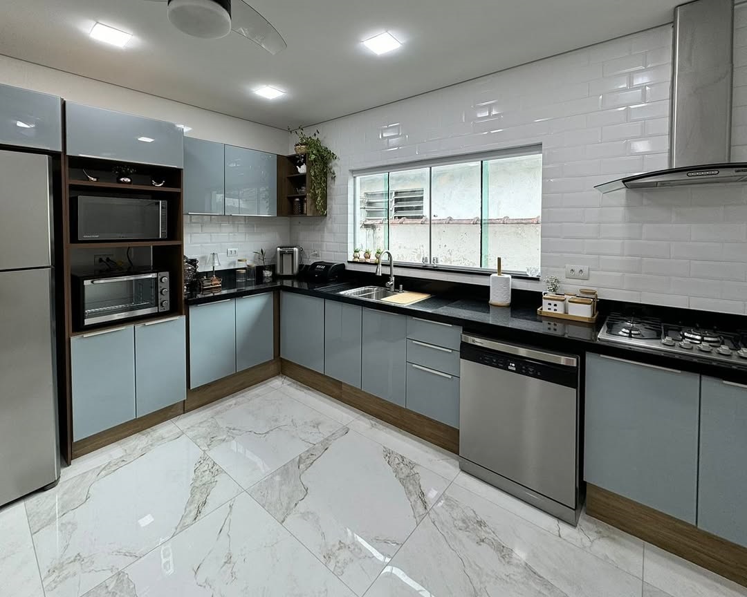 Cozinhas Planejadas: 7 Dicas Essenciais para Otimizar o Espaço