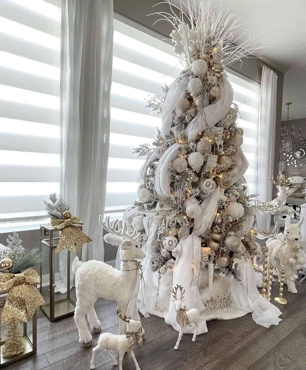 ideias de decoração árvore de natal branca simples