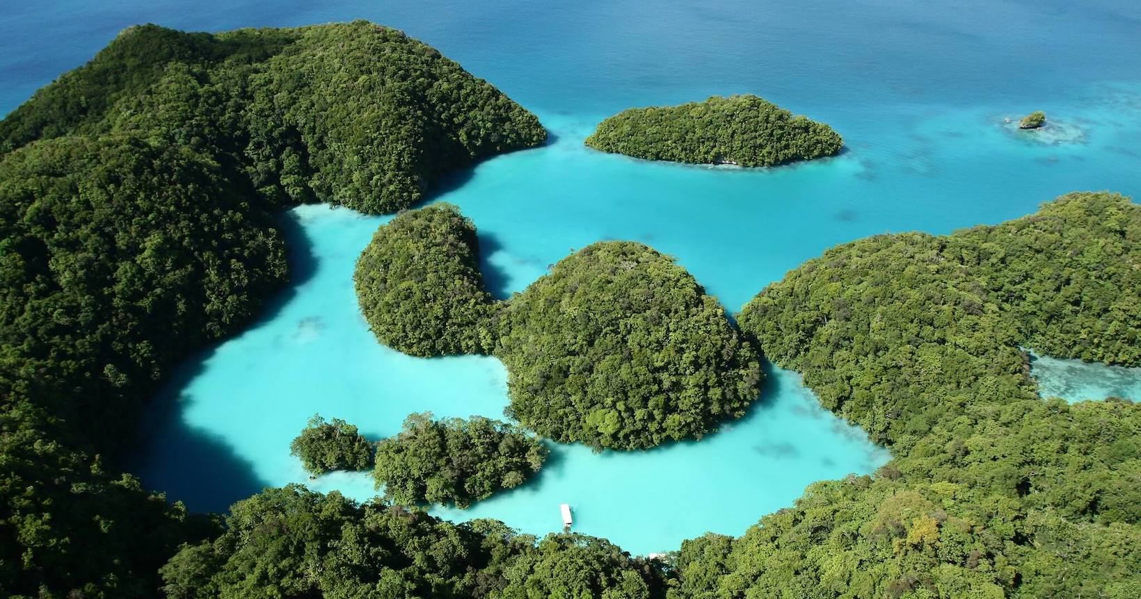 Palawan: Explorando os Rios Subterrâneos e Falésias de Calcário