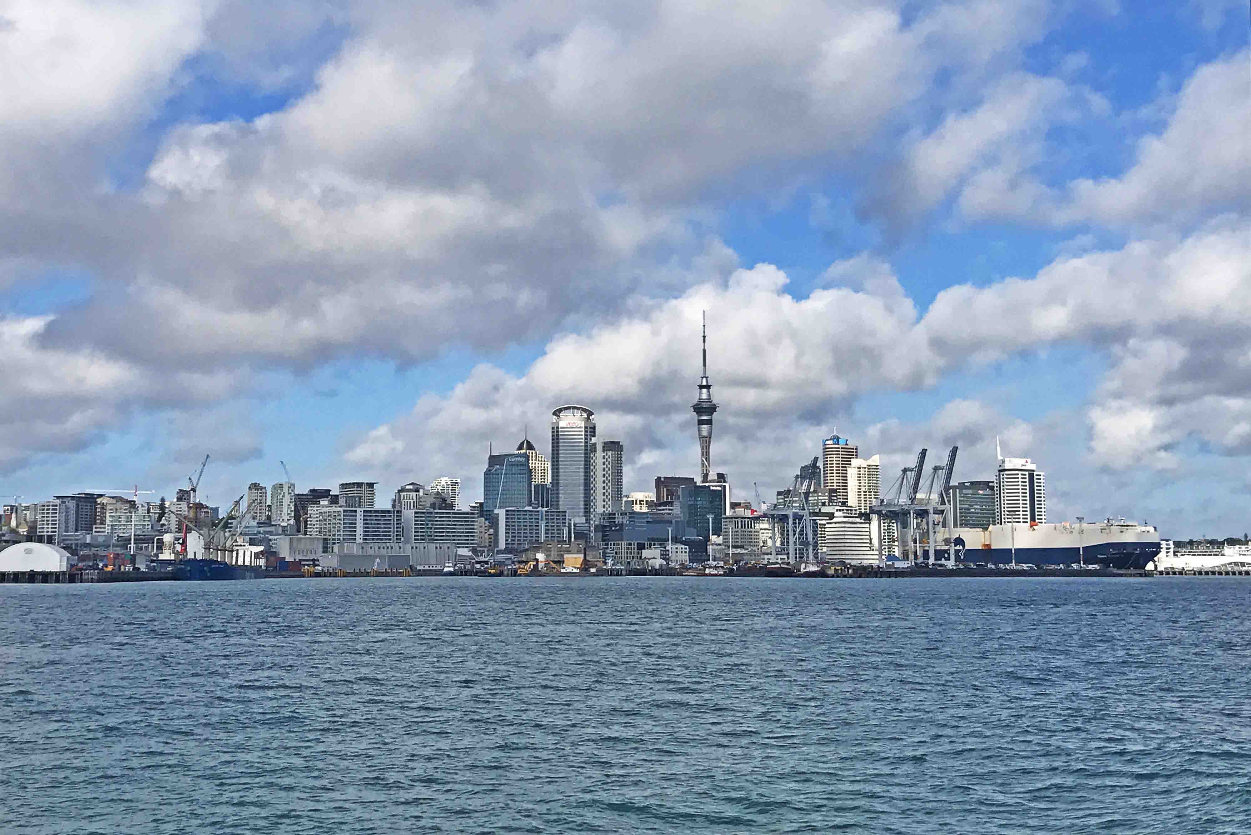 Guia Completo: Como Chegar e se Locomover em Auckland