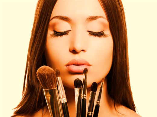 Guia Completo: Como Montar Seu Kit de Automaquiagem Essencial