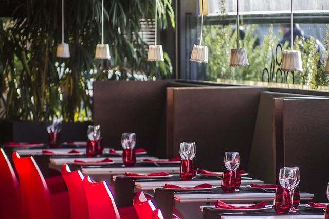 decoração rústica e barata para restaurante