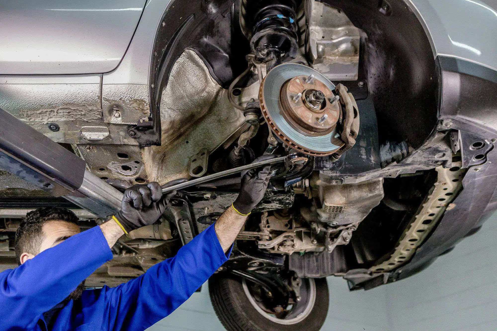 Barulho de Ferro com Ferro no Freio: Um Alerta Crítico para Sua Segurança