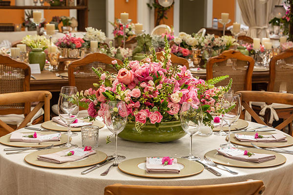 como fazer arranjos de rosas para bodas