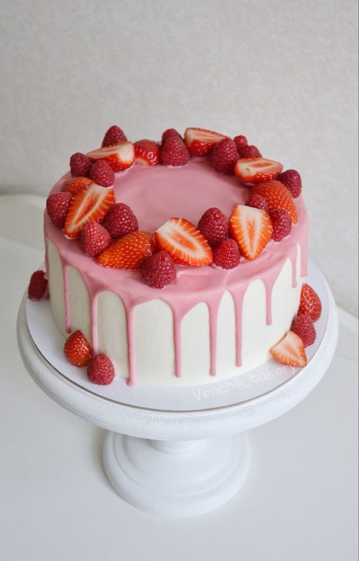 naked cake de morango