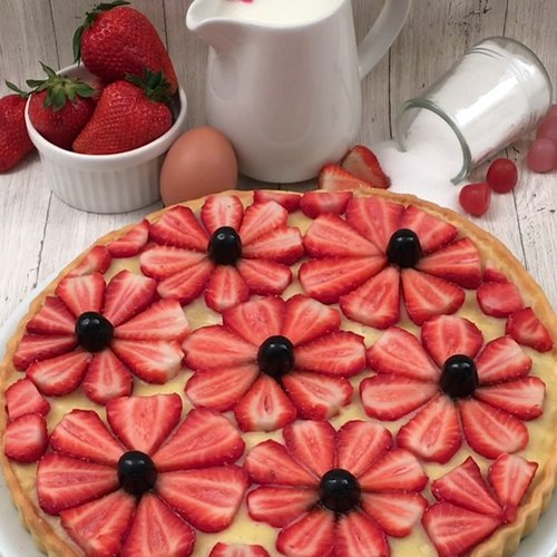 bolo de morango e leite ninho