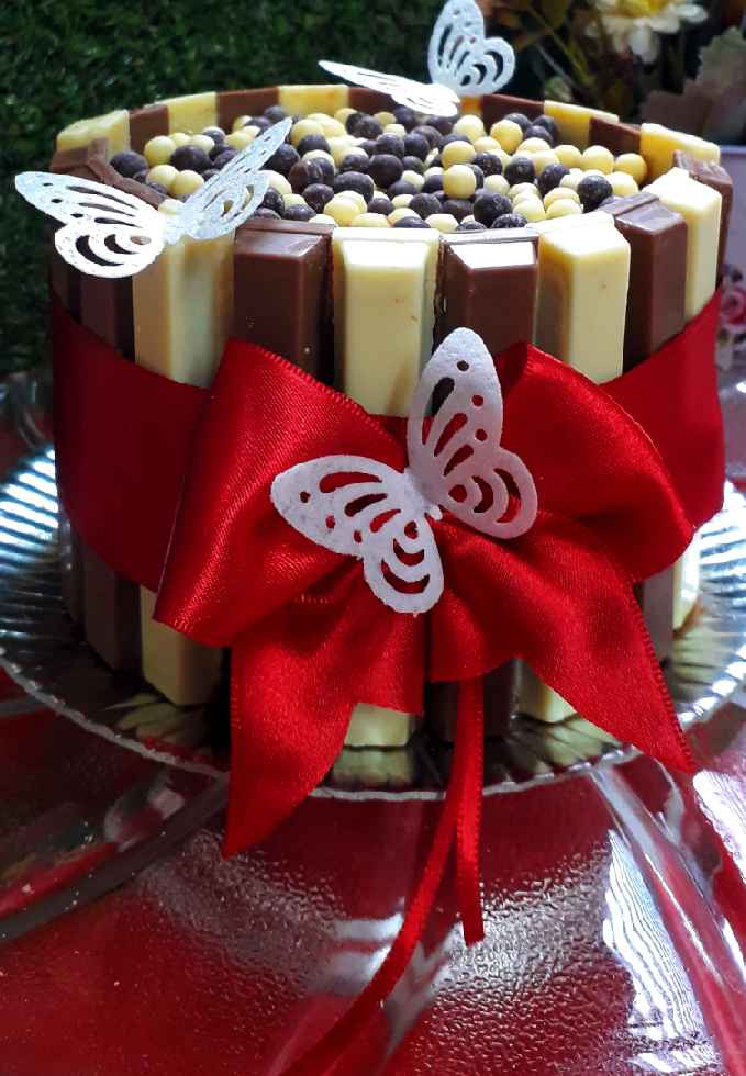 bolo kit kat quadrado