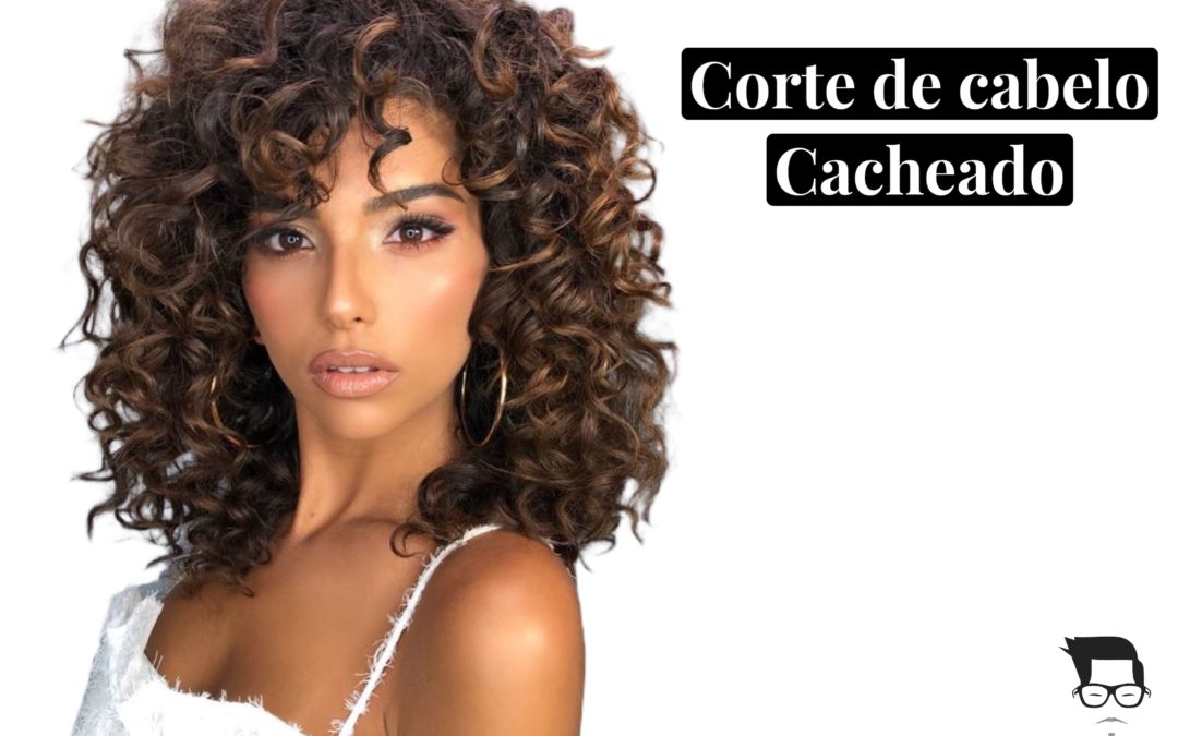 cabelo cacheado cortado em camadas