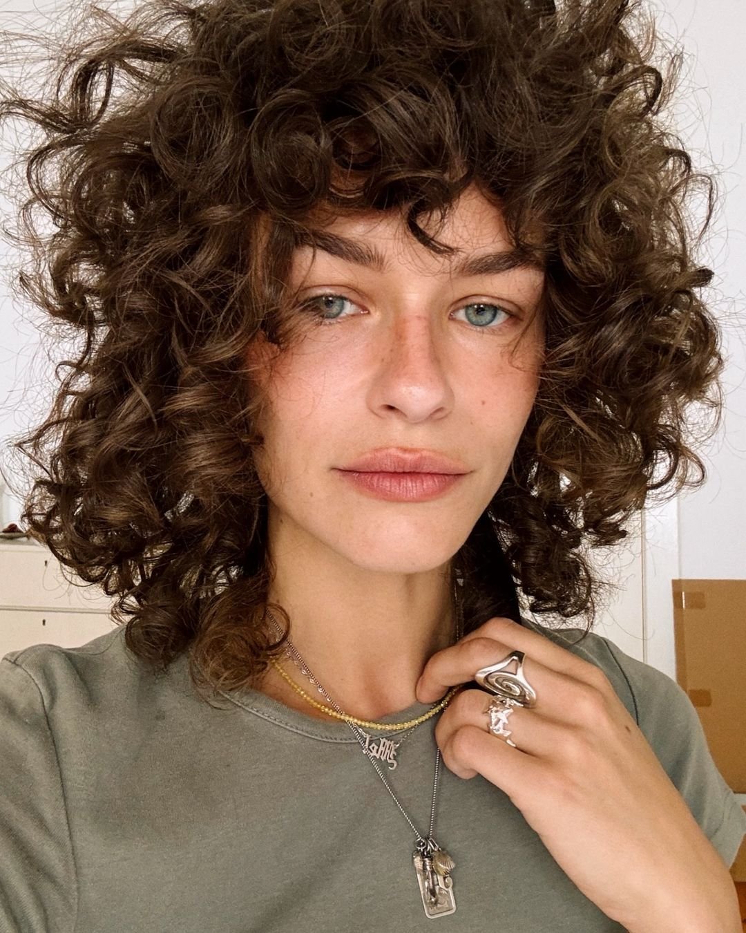 franja para cabelo crespo curto