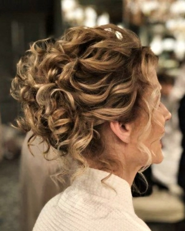 Inspirações de Penteados com Babyliss para Madrinhas de Casamento