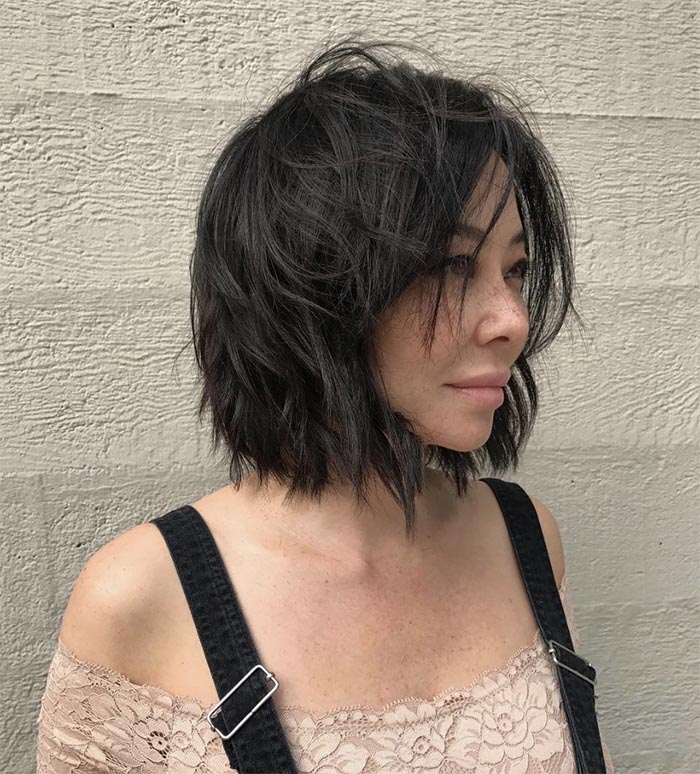 Cabelo Curto Em Camadas Liso