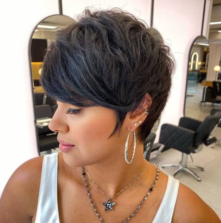 tendências cabelo curto 2026 rosto redondo