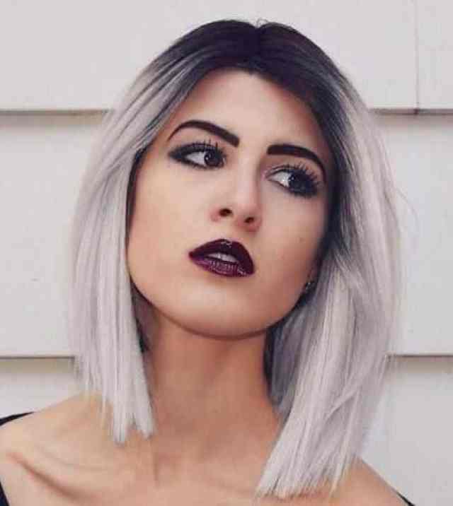 Cuidados e Dicas Essenciais
4. Transformação Platinada: Como Conseguir e Manter o Loiro Perfeito em Cabelos Curtos
5. Cabelo Curto Platinado: Inspirações e Cuidados para um Estilo Inconfundível