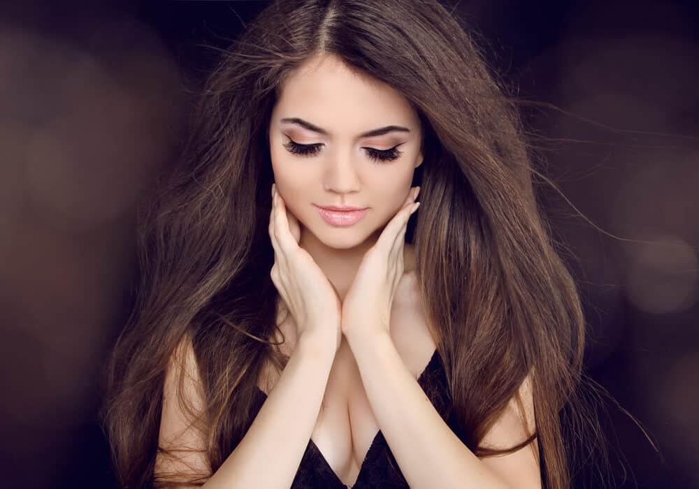 como diminuir volume cabelo liso