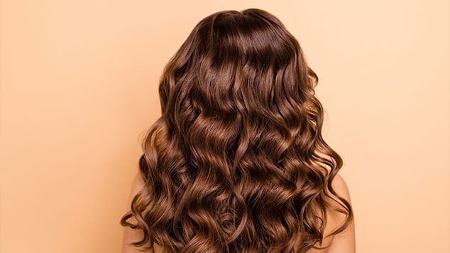 melhores cortes de cabelo ondulado para valorizar o rosto