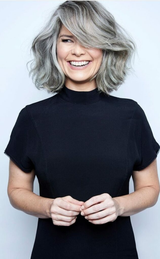 Como Evitar o Amarelamento dos Fios Grisalhos