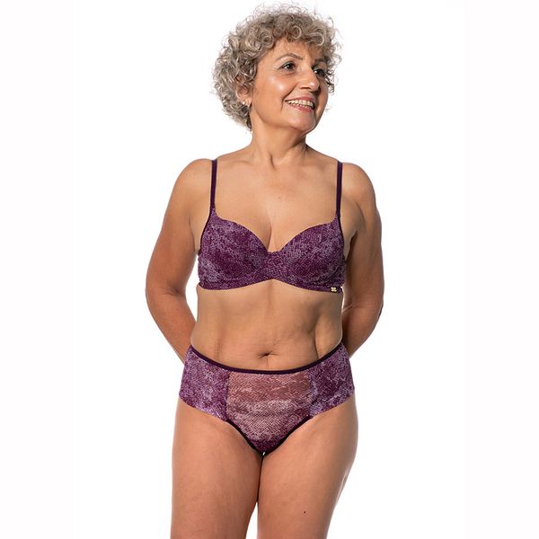 5 ideias de títulos:
1. Guia Completo: Como Escolher a Calcinha Fio Dental Transparente Perfeita
2. Renda vs. Tule: Qual Tecido de Calcinha Fio Dental Transparente é Ideal para Você?
3. Onde Comprar Calcinhas Fio Dental Transparentes: Melhores Lojas e Preços
4. Calcinhas Fio Dental Transparentes: Tendências e Estilos para Aumentar a Sensualidade
5. Conforto e Estilo: Descubra os Modelos de Calcinha Fio Dental Transparente com Regulagem