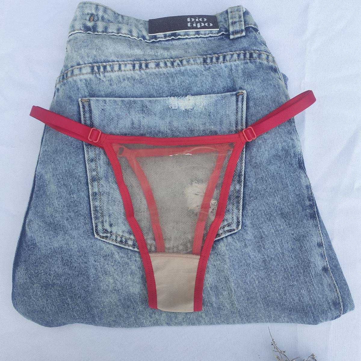 calcinha fio dental transparente