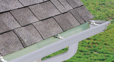 Tipos de Material de Calha: PVC vs. Galvanizada