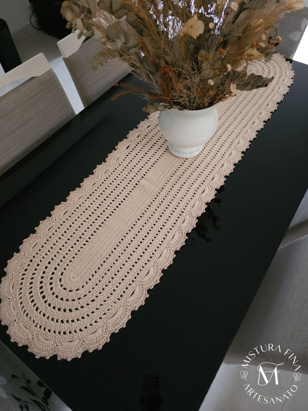 caminho de mesa de crochê novo