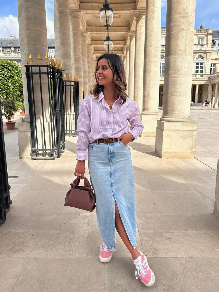 ideias de looks camiseta oversized saia midi