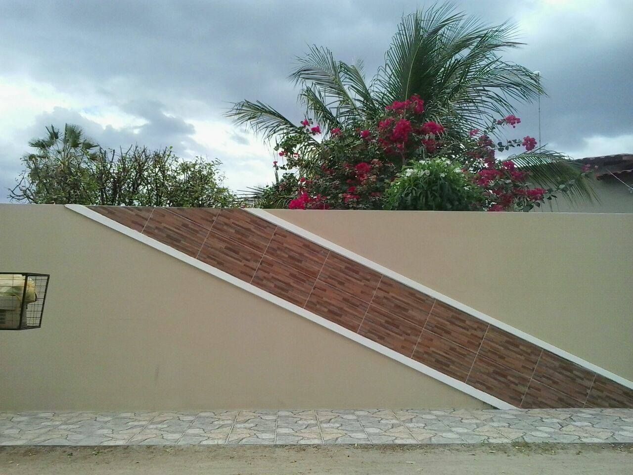 cerâmica para muro com umidade