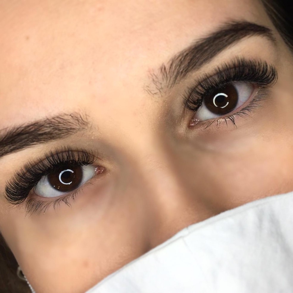 Durabilidade e Manutenção: Tudo Sobre Extensão de Cílios Volume Brasileiro