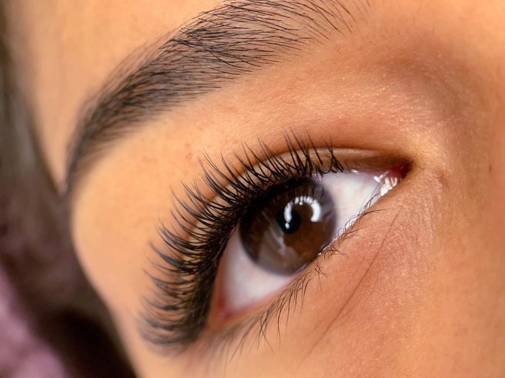 cílios fio a fio brasileiro