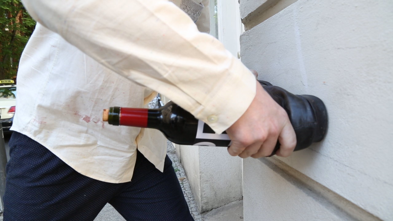 Guia Completo: Como Abrir Vinho Sem Saca-Rolhas em Qualquer Situação