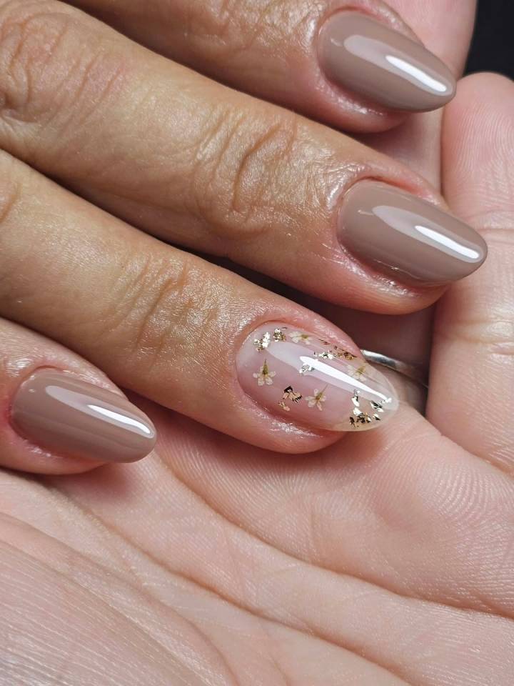 ideias de unhas esmalte gel nude para fazer em casa