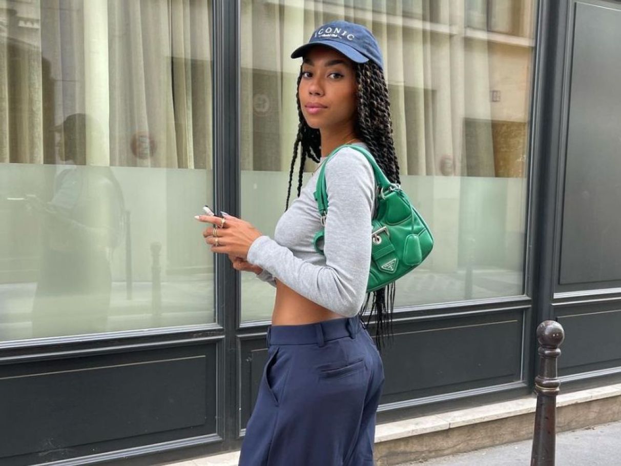 1. Como criar um moodboard de inspiração de moda. 2. Os 7 estilos universais explicados: qual é o seu? 3. Dicas para analisar seu guarda-roupa e desapegar. 4. A importância de buscar referências visuais com corpos reais. 5. Como usar a tecnologia para testar seu estilo.