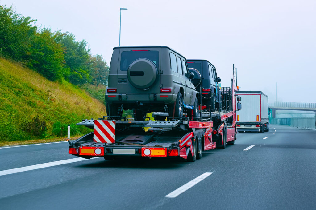 como escolher uma transportadora de veículos