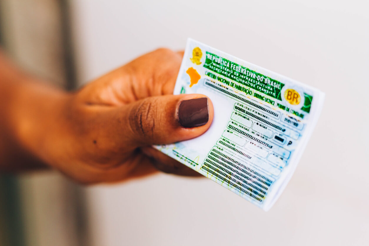 CNH Provisória vs. Definitiva: O que você precisa saber para ser motorista de aplicativo