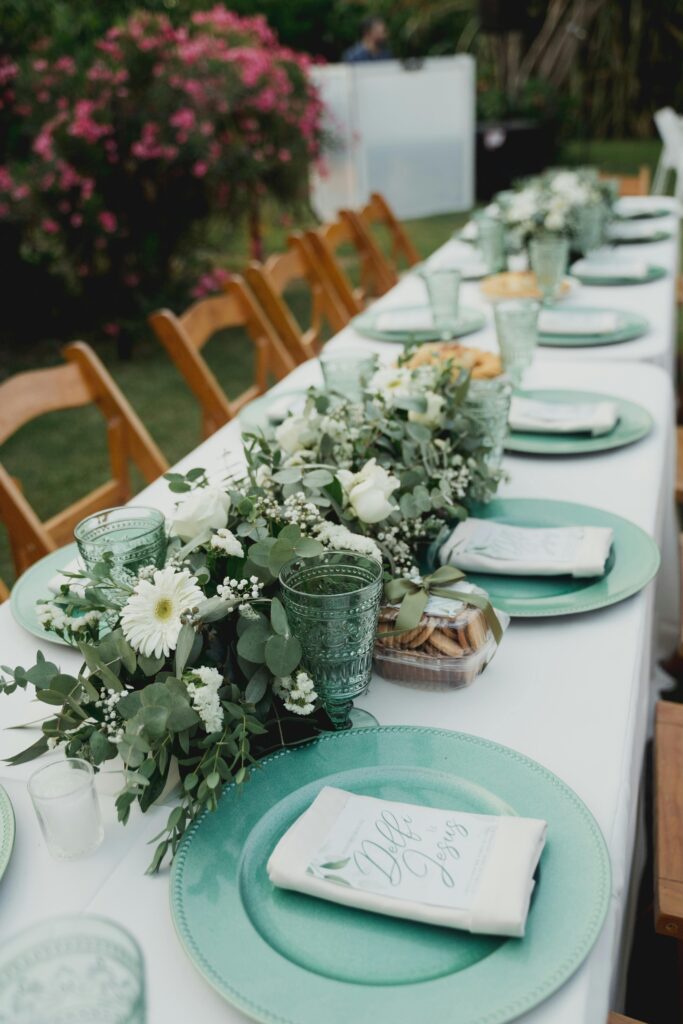 quanto custa arranjo mesa casamento verde oliva