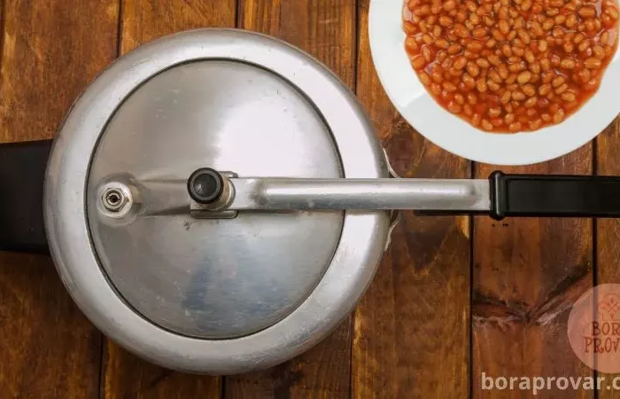como fazer feijão na panela de pressão